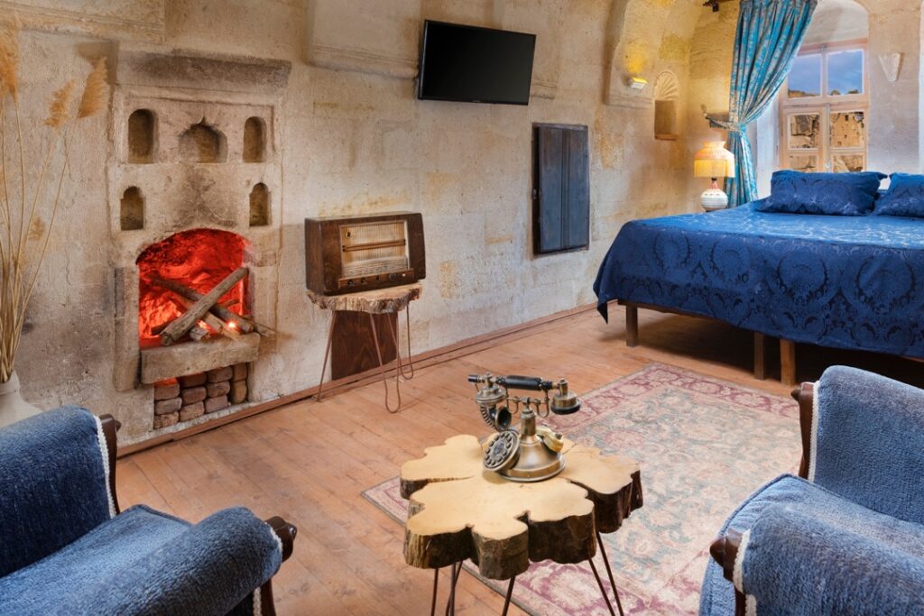 d740a93b-32a8-4b21-b8fe-3c9f7649f529